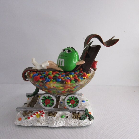 The M &M’s Christmas Train By The Danbury Mint Replacement Locomotive - See Pics - Picture 10 of 15